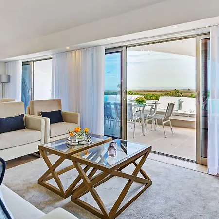 Quinta Do Country Club كينتا دو لاغو