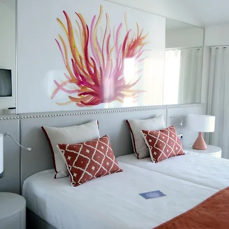 群塔多拉格戈乡村俱乐部酒店 4* 金塔湖